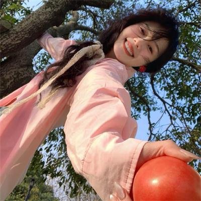 淘气的玛丽达 封面