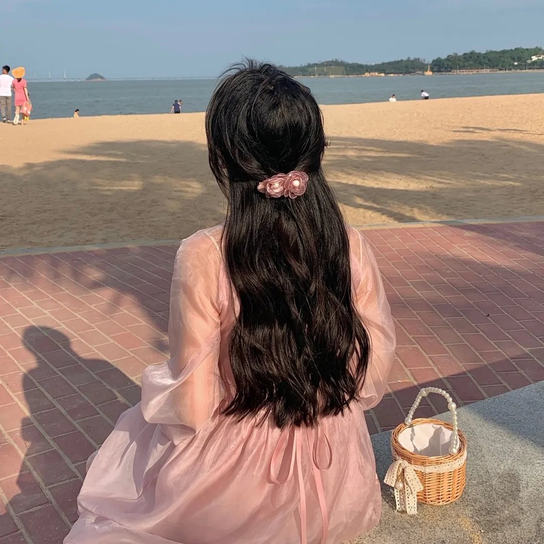海边的马尔穆斯克 封面